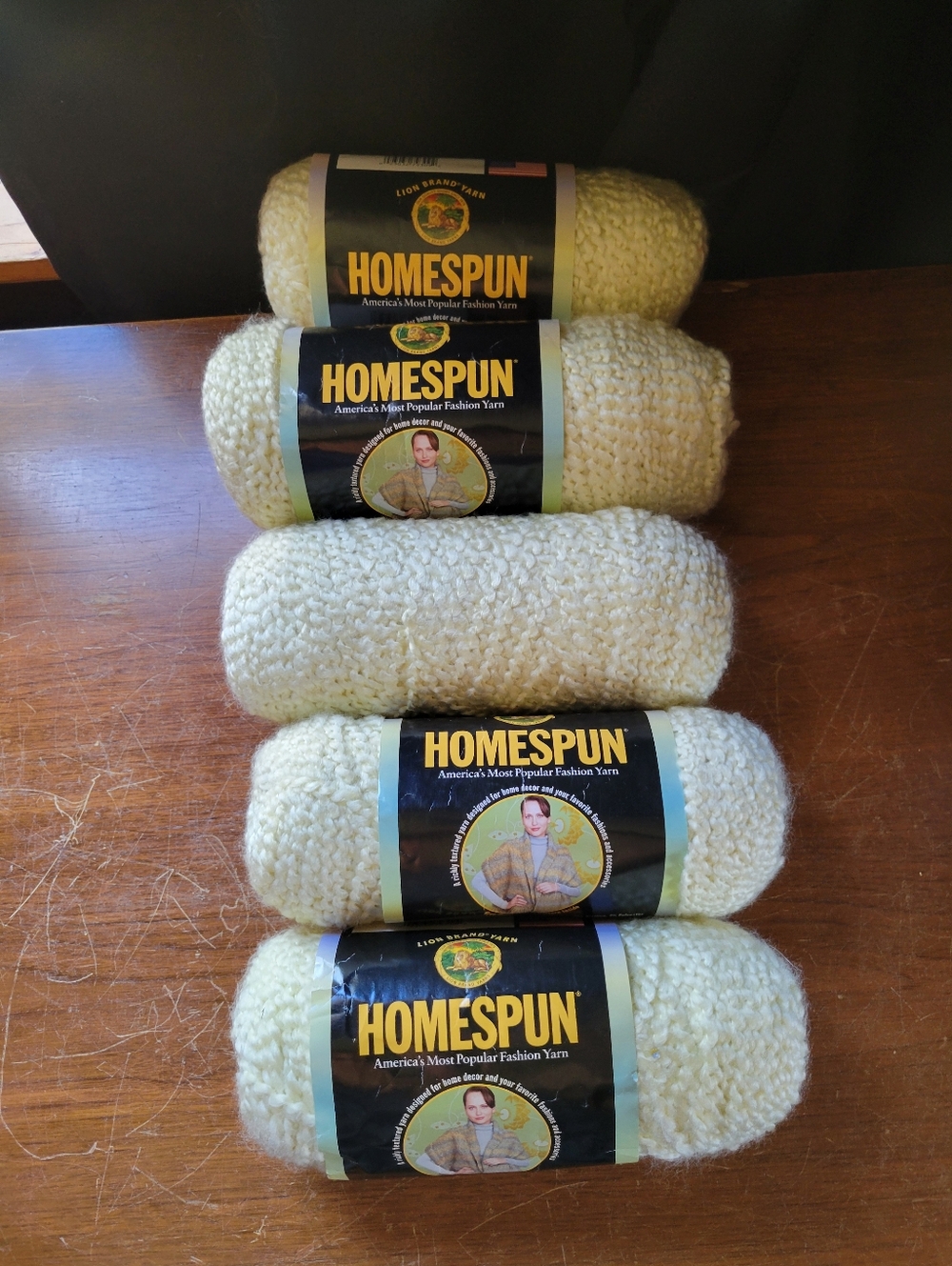 5 Lion Brand Yarn Homespun Deco #309 Lot#105542 6Oz Acrylic blend 4 New/1 Opened